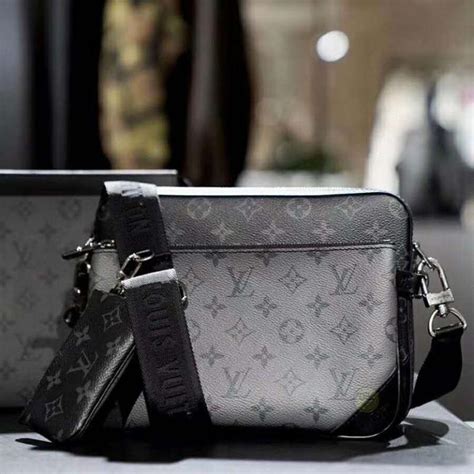 louis vuitton pouxh|louis vuitton pouch male.